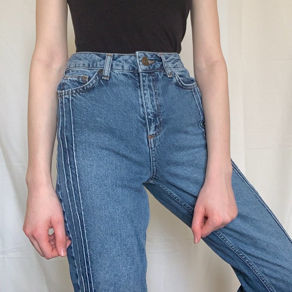 💙BDG Mom Jeans💙